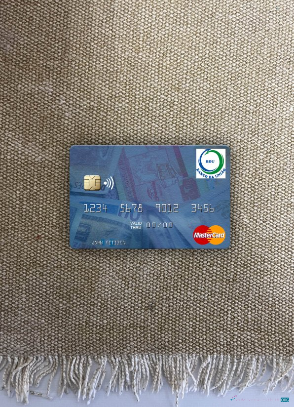 Professionelle Herunterladen Guinea Bissau Banco Da Uniao Mastercard Foto-Look Vorderseite Photoshop Vorlage