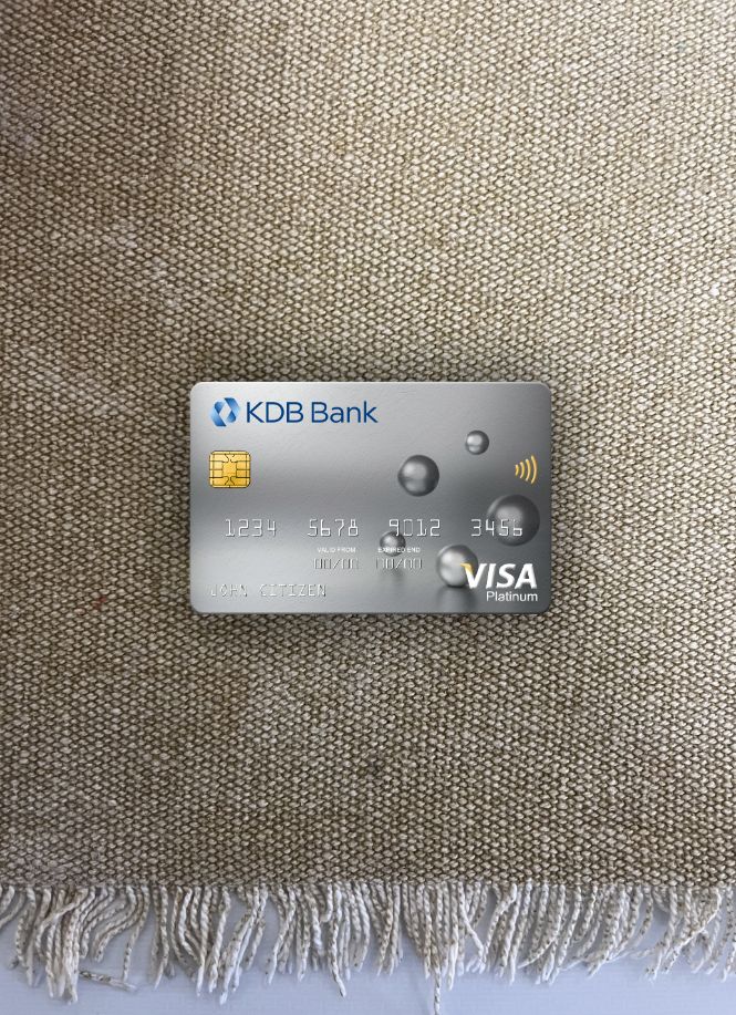 Professionelle Herunterladen Südkorea KDB Bank Visa Platin Karte Foto-Look Vorderseite Photoshop Vorlage