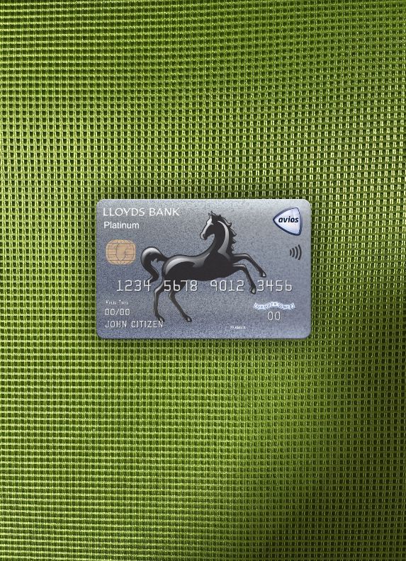 Premium Herunterladen Vereinigtes Königreich Lloyds American Express Platin Karte Foto-Look Vorderseite Photoshop Vorlage