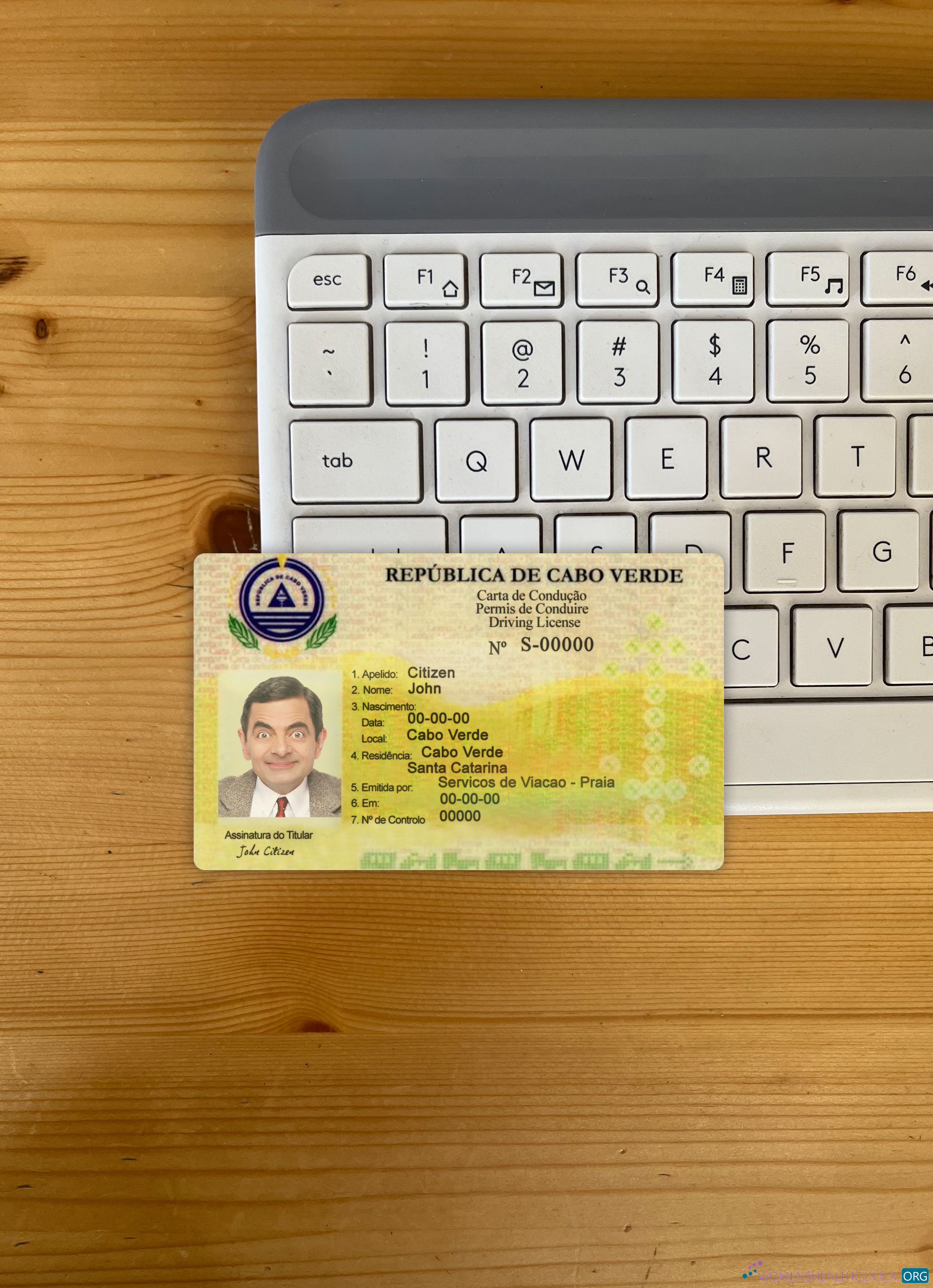 Редактируемый Скачать Кабо-Верде Driving License Фотоэффект Лицевая Сторона Photoshop Шаблон