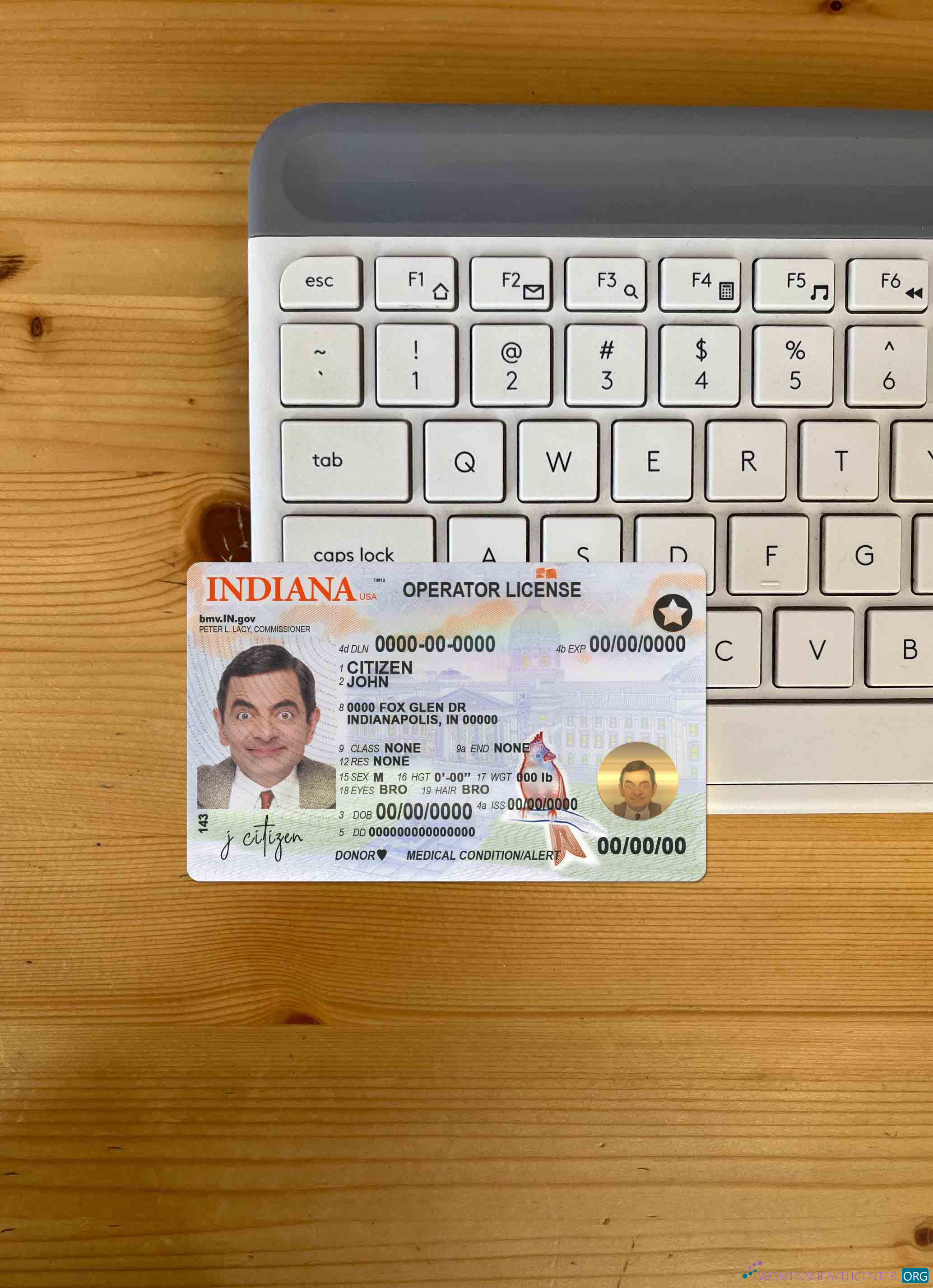 Профессиональный USA Indiana Driving (operator) License Шаблон в PSD Формат (2019 – Настоящее Время) Фотоэффект Лицевая Сторона